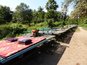 Bamboo train noris