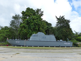 Boat 813