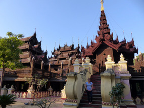 Jayna in Shwe In Bin Kyaung monastery