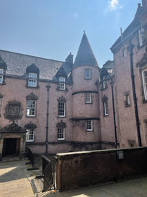 Argyll lodgings - fancy house