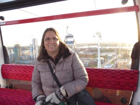 Heather crosses the Thames by cable car