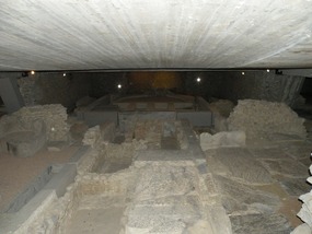 EARLY CHRISTIAN BURIAL SITE ST LORENZO CHURCH