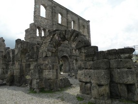 ROMAN THEATRE