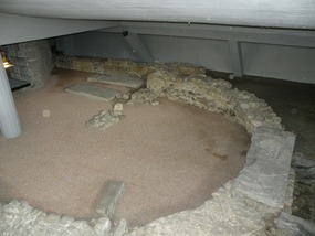 EARLY CHRISTIAN BURIAL SITE ST LORENZO CHURCH