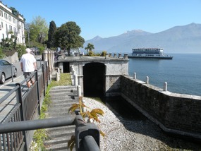BOAT HOUSE