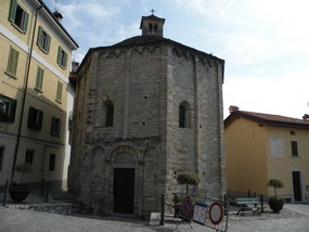 S. GIOVANNI BAPTISTRY , LENNO
