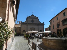 TUSCANIA DUOMO