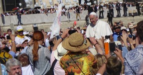 Pope Francis with the crowds