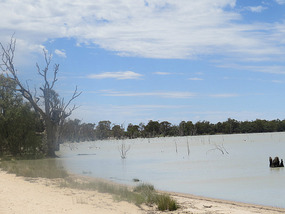 Lake Benee