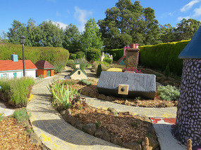 Village lower Crackpot