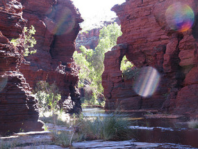 rock arch pool Kalamina Gorge