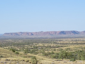 tylers pass looking towardsGosse bluff