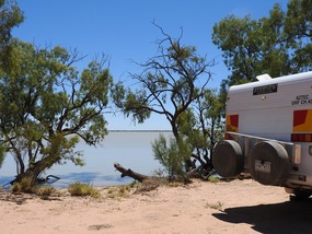 Lake Pamamroo Menindee 