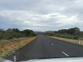 Road into Tom Price