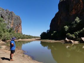Larry in gorge