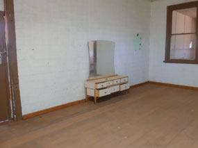 inside lake mason homestead