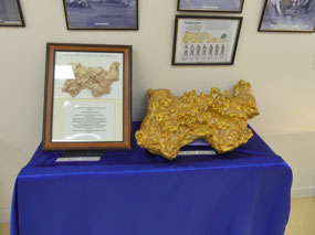 Mount magnet gold nuget