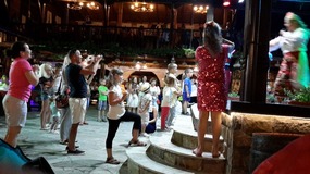 THERE WERE A TON OF KIDS AT THE BULGARIAN NIGHTS