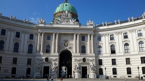 ENTRANCE TO THE HOFDBURG PALACE