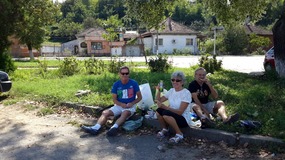 ROADSIDE LUNCH EN ROUTE TO THE BLACK SEA