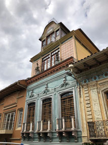 Colonial Buildings, Cuenca