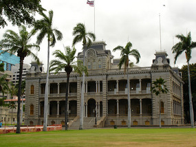 Iolani Palace