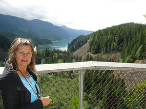 Dawn pointing to Daisy Lake in background