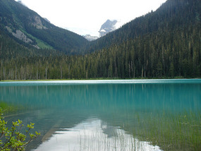 Joffre Lakes with glacier in background