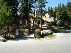 Moraine Lake Centre