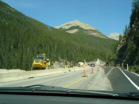 Roadworks on highway makes it dangerous