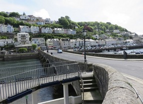 Bridge over River Looe to East Looe