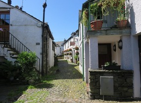 Cottages in cobblestone passageways