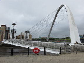 Gateshead Millennium Bridge