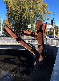 Tribute to Firefighters sculpture