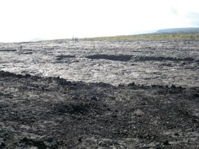 89-- lunar landscape of Mauna Ulu's vent