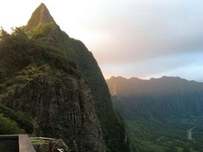 15-- Nu'uana Valley