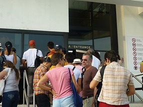 - Robert talking with ladies from Switzerland