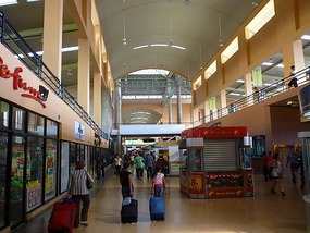 - meeting Robert at the Gran Terminal