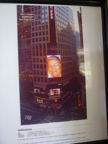 - Señor Josué Ruiz - Times Square in New York City