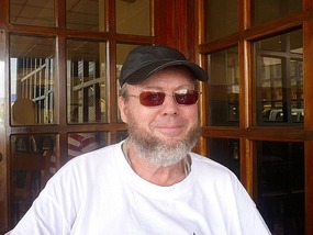 - Canadian expat - David