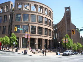 01-Barbara's first sight of Public Library