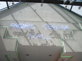 09-a major mall in downtown