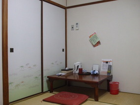 Osaka Maruichi Hotel - Sliding Doors