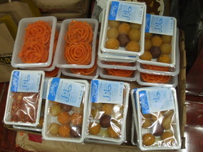 Pakistani Mithai at Bukbu