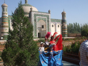 Apak Hoja Tomb