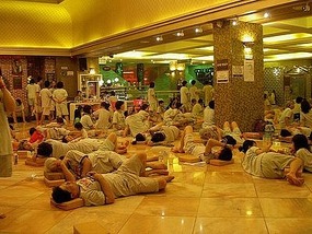 Sleeping in a Jimjilbang Sauna