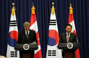 PM Harper and President Lee Myung Bak
