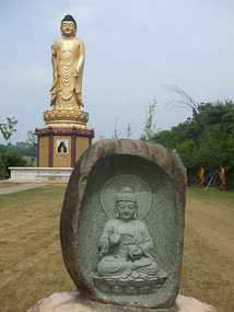 Giant Buddha and Second Carving