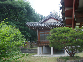 Traditional Style Architecture