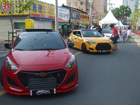 Coloured Line Up
